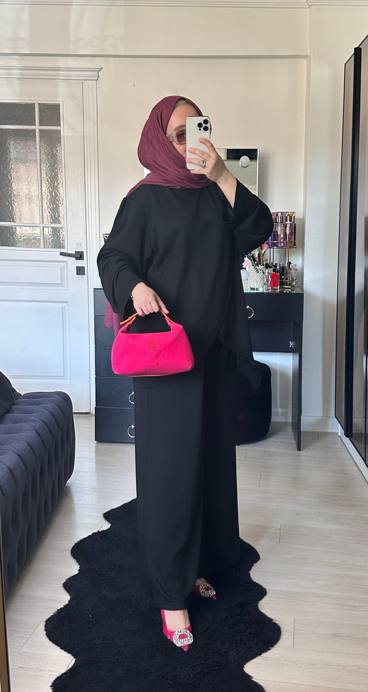 SİYAH PANTOLONLU ASİMETRİK KESİM OYSHO TAKIM